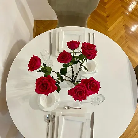 Ruby Luxury